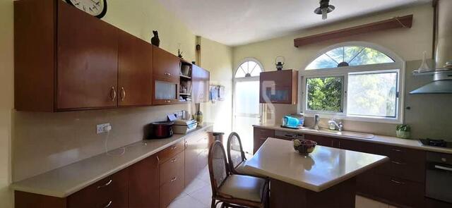 detachedHouse-8280f521-bf86-4a6b-8b3e-ef47acd08339_Wtr.jpg