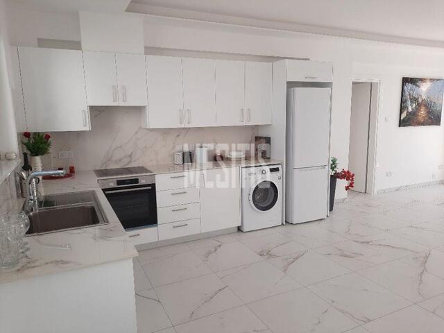 apartment-736dab55-d58b-4b2b-9ee7-f0116f5597fe_Wtr.jpeg
