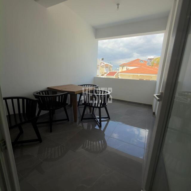 apartment-29121fe6-41ff-4bc4-83d4-100b155e4b06_Wtr.jpg