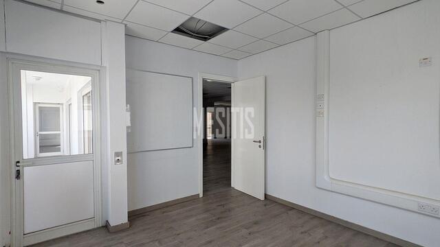 office-7bb39d7f-1c73-4191-a75e-a55afa5fba79_Wtr.jpeg