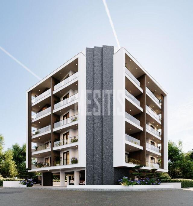 4 Bedroom Penthouse With Roof Garden For Sale In The Center Of Larnaka – photo 2