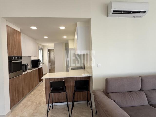 apartment-26fa715d-5d98-455a-8ca1-4057cab90852_Wtr.jpg