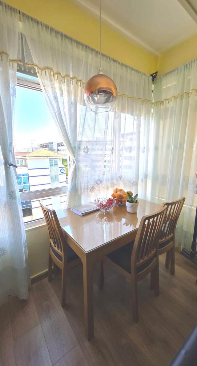 apartment-a654a7b9-1f5d-4dba-a58b-46f664332449_Wtr.jpg