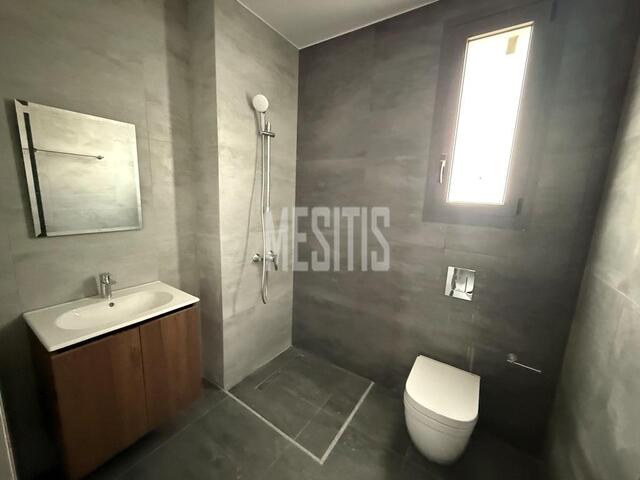 apartment-a1c8346e-76e8-43d4-8f75-3b7dac4faef5_Wtr.jpg