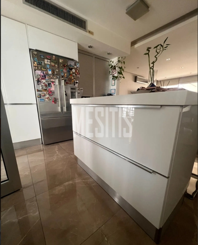apartment-31abd4a8-28dc-4293-975d-3f089177c082_Wtr.png