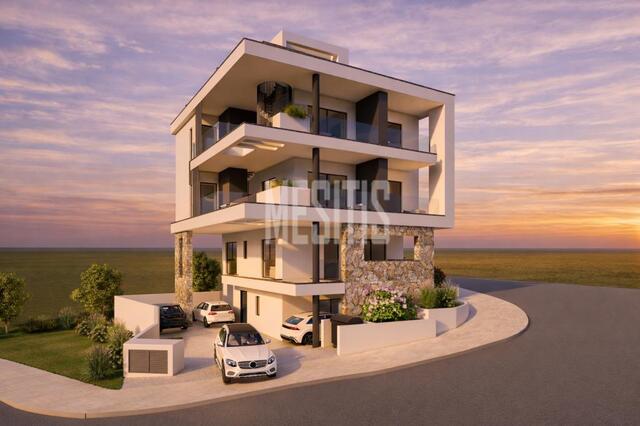 apartment-4db65721-a649-4c43-a949-da85f5386cb0_Wtr.jpg
