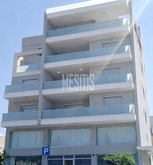 apartment-d187e2b6-ef04-41a5-96b0-5d4347b7342b_Wtr.jpg