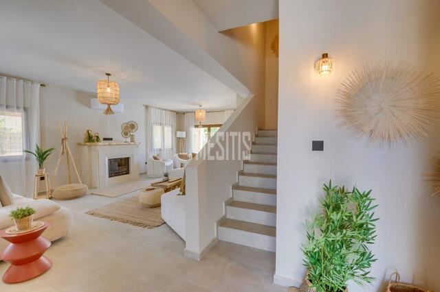 detachedHouse-6e4395f3-24fc-4815-b1cd-dcd64cb1fb44_Wtr.jpg