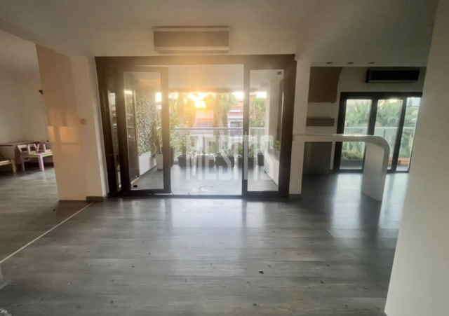 apartment-f20f263c-3761-4e60-8d42-4b1cce55a97e_Wtr.png