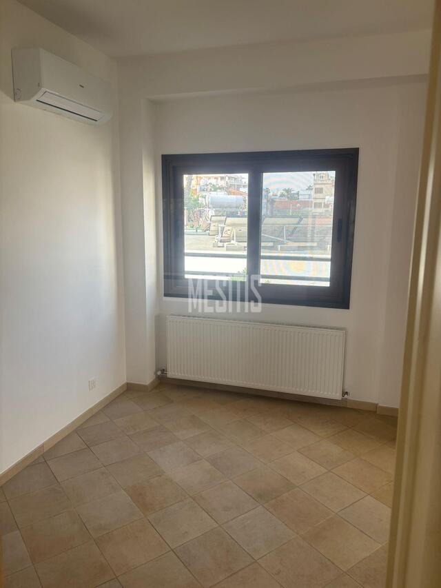 apartment-ede40925-604e-4b30-a55e-3a2e88cff8f6_Wtr.jpg