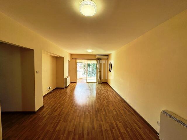 apartment-42f2132f-d82f-41c7-b6d1-ea05d687dec9_Wtr.jpg