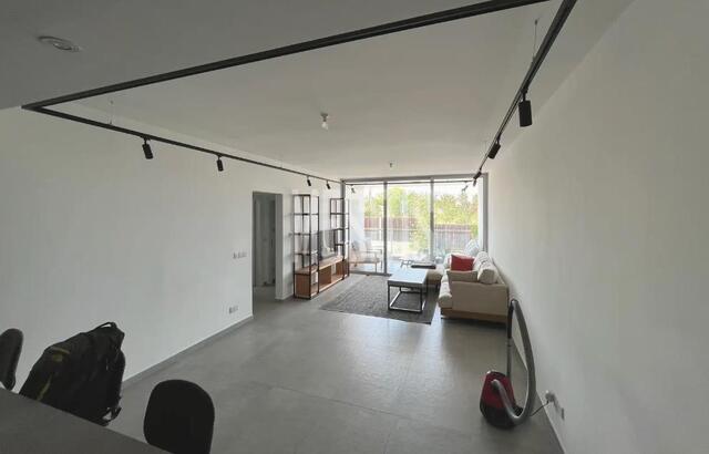 apartment-3dd6e3fd-6650-4fba-ad81-c47f50e9d5ad_Wtr.jpg