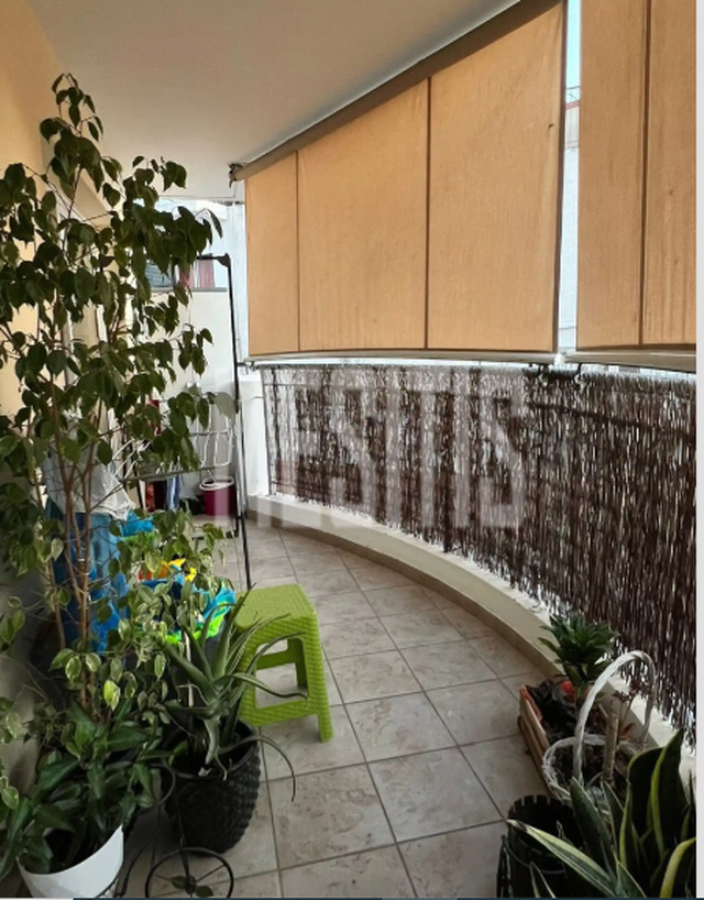 apartment-89b31fc5-d810-47bc-a86c-4dc05a14eb7a_Wtr.png