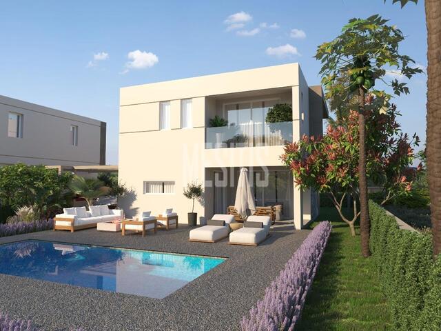 detachedHouse-d9518e11-03e0-4714-8a26-9a6493648deb_Wtr.jpg