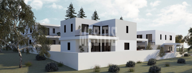 detachedHouse-b2292df2-e8ef-4408-80c4-a6f59c4f6828_Wtr.png