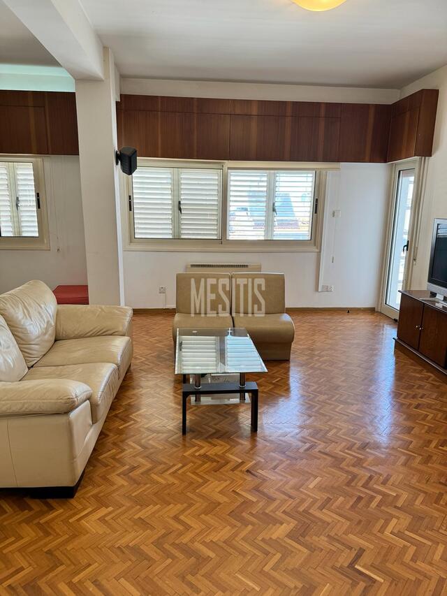 apartment-903877d2-4552-4433-91e1-4eeac843b41f_Wtr.jpeg